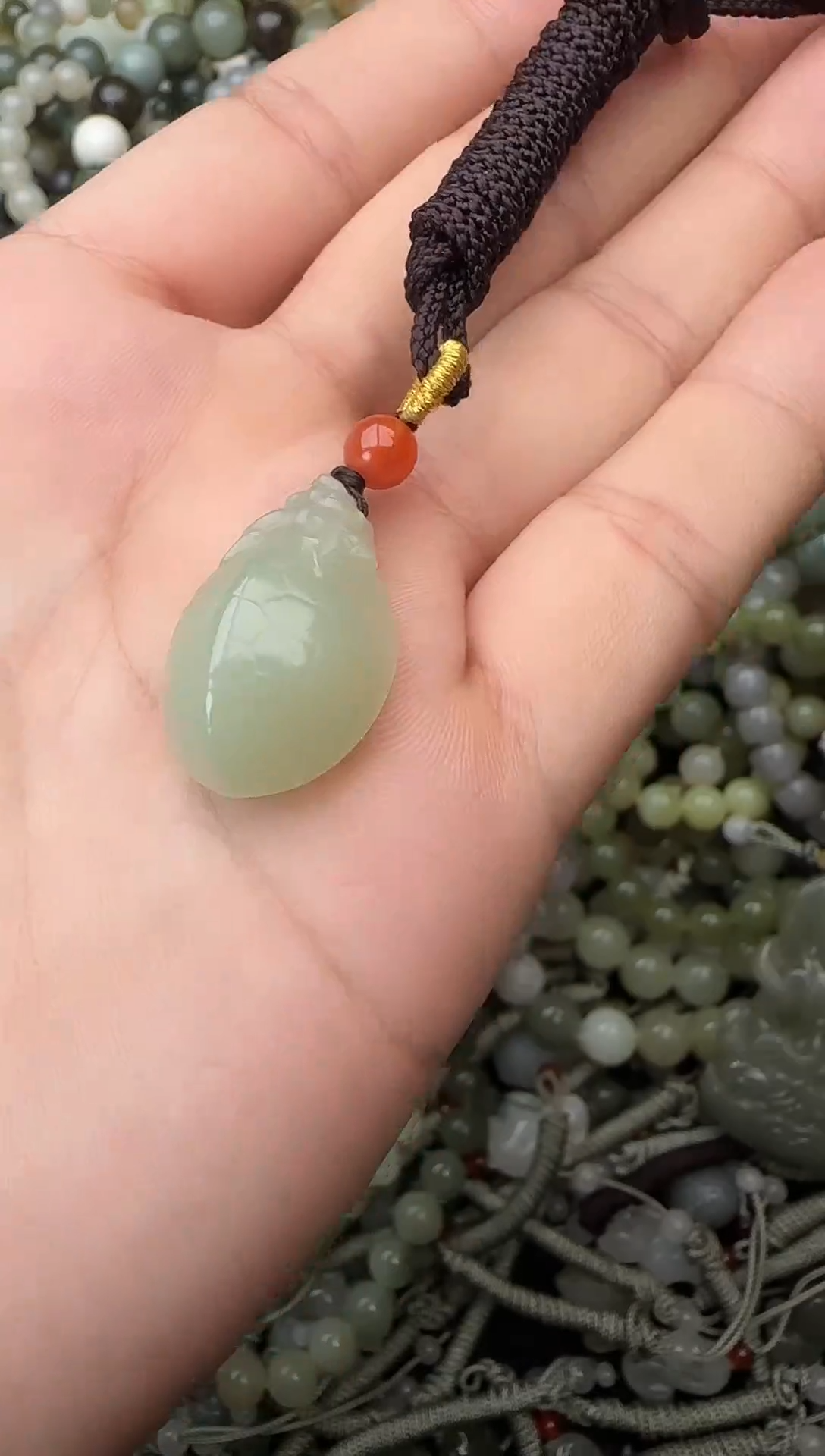 颈饰未镶嵌和田玉拍一发一