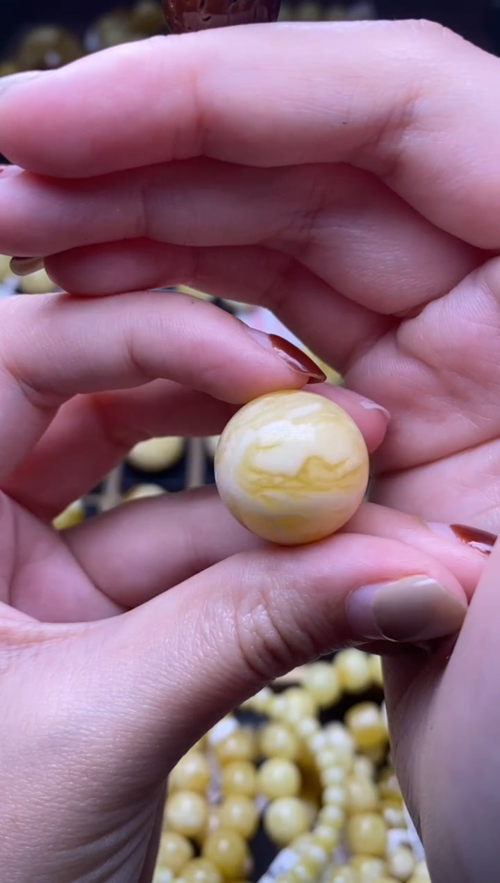 【闪购商品】琥珀裸石未镶嵌大小姐珠宝126