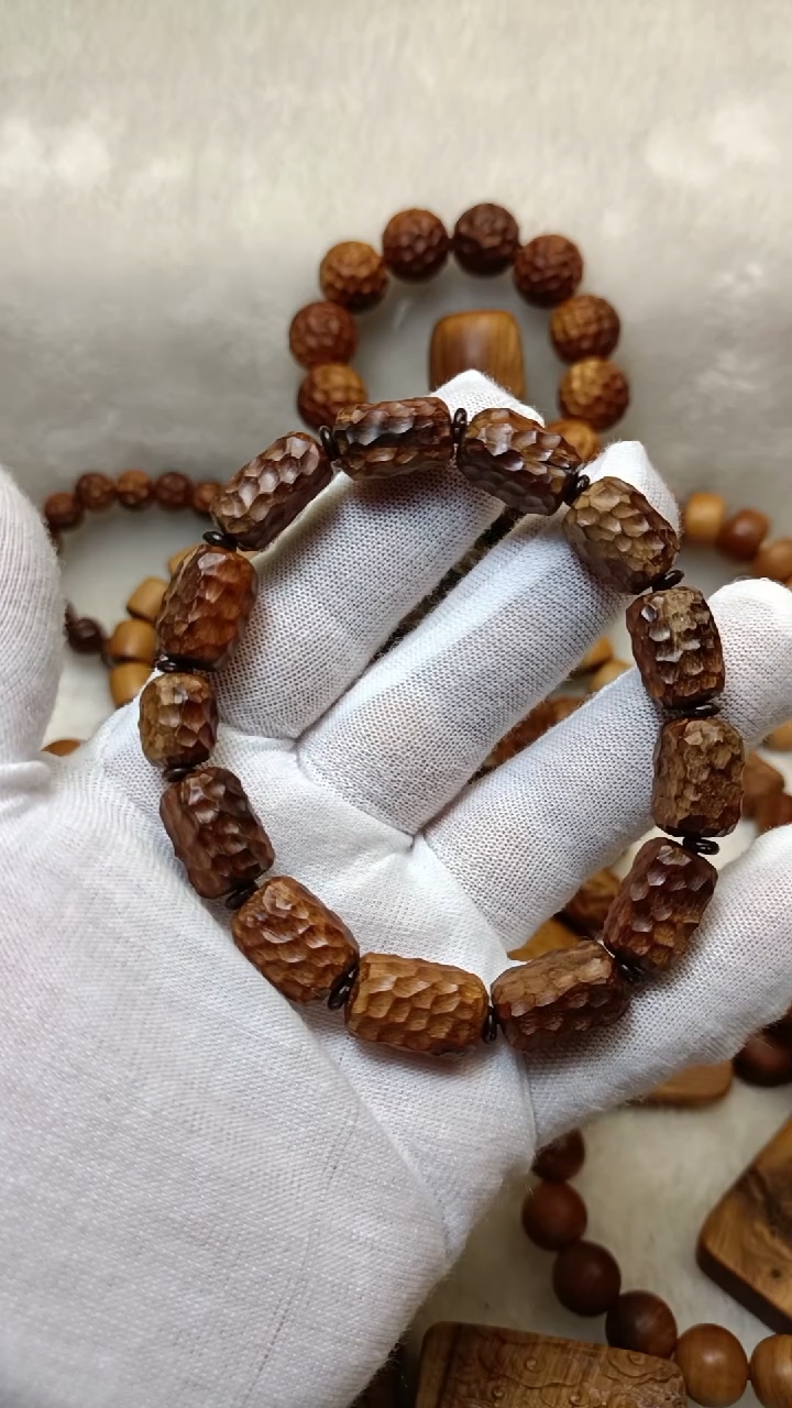 【闪购商品】木太行崖柏陈化料