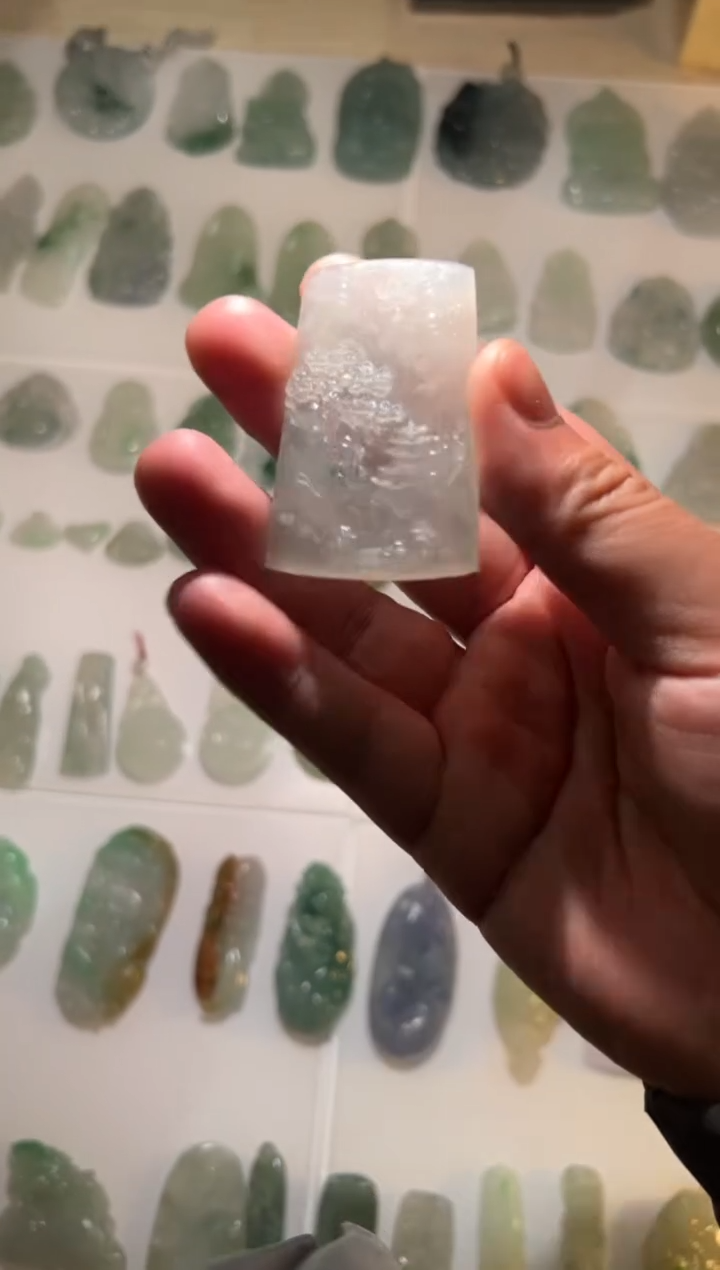 【闪购商品】定制翡翠未镶嵌山水