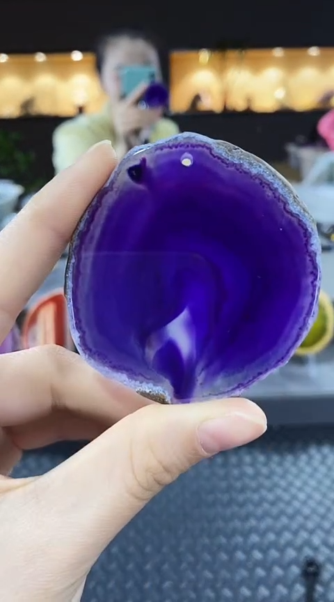 未镶嵌颈饰玛瑙/玉髓七**云玛瑙