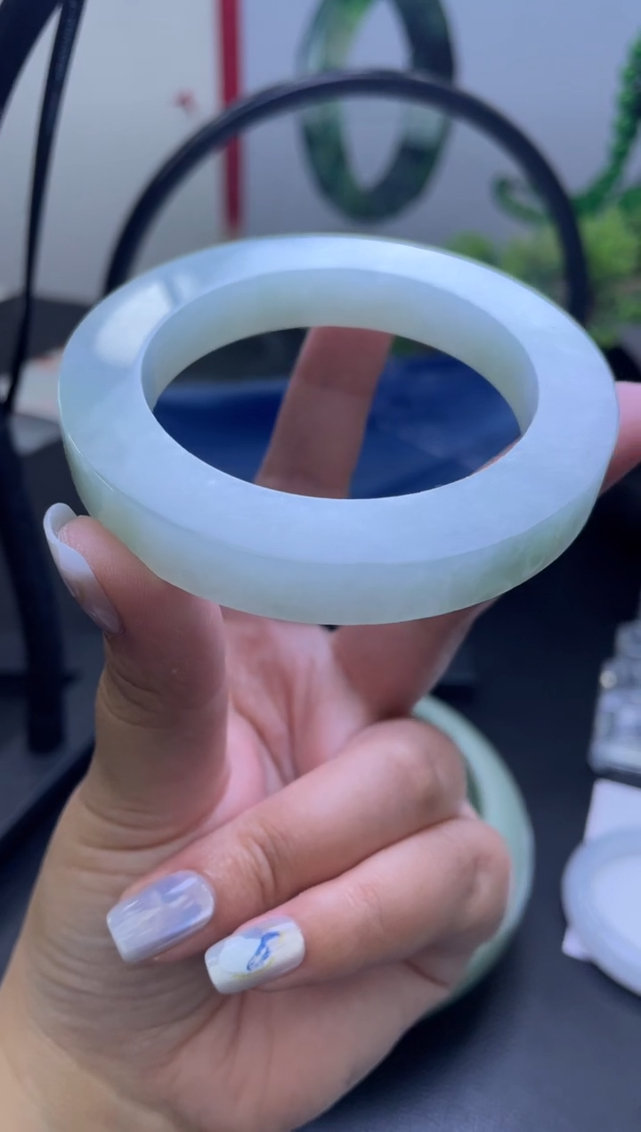 【闪购商品】定制翡翠手镯未镶嵌定制手镯