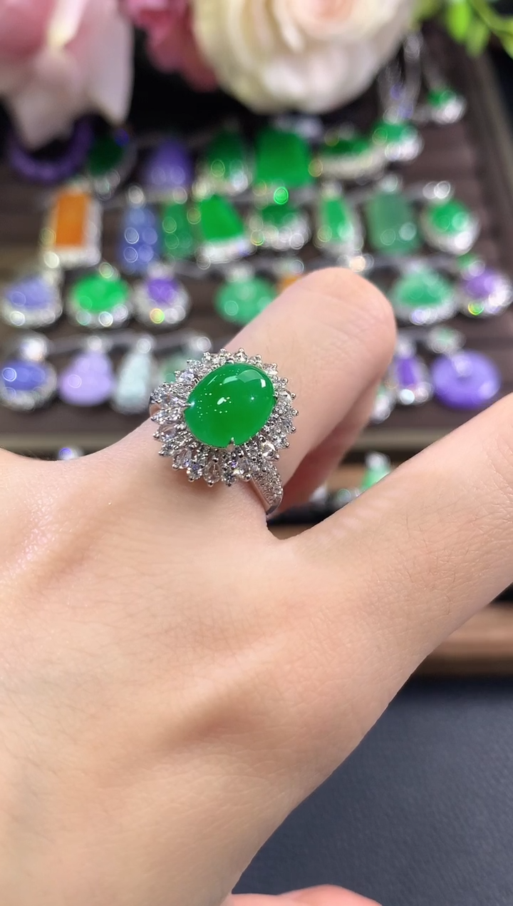 18K金镶嵌戒指翡翠c35