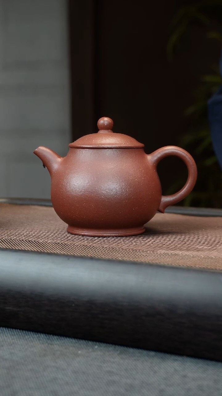 【闪购商品】紫砂茶壶瑕疵的  原矿半手高潘 220CC 