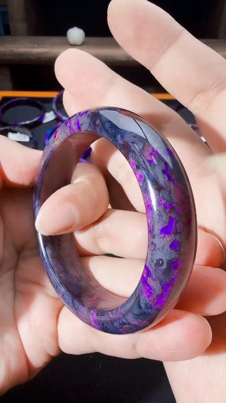 苏纪石（舒俱来）未镶嵌南非老矿手镯59+@多样性发其一