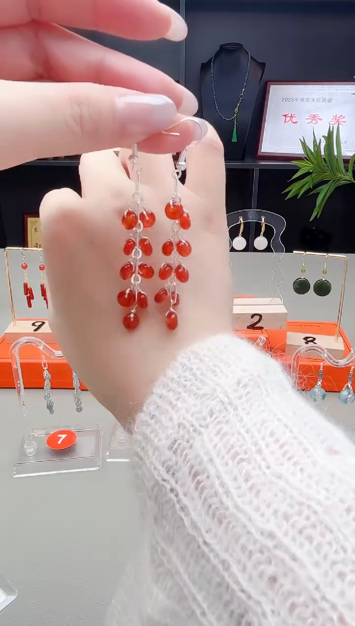 未镶嵌耳钉玛瑙/玉髓323