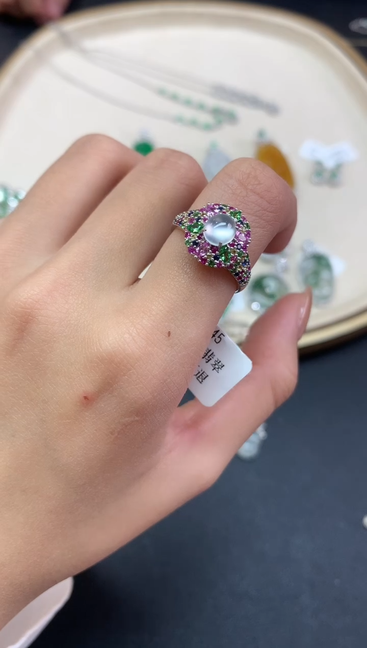 【闪购商品】翡翠戒指18K金镶嵌戒指A120|6800