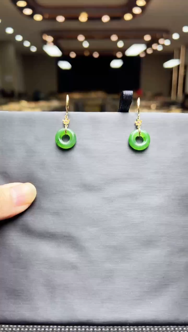 【闪购商品】和田玉耳坠银S925镶嵌一对 多样性发1