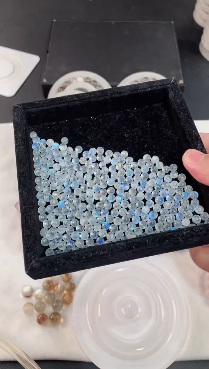 【闪购商品】水晶印度蓝月光5mm单珠未镶嵌多样性6颗