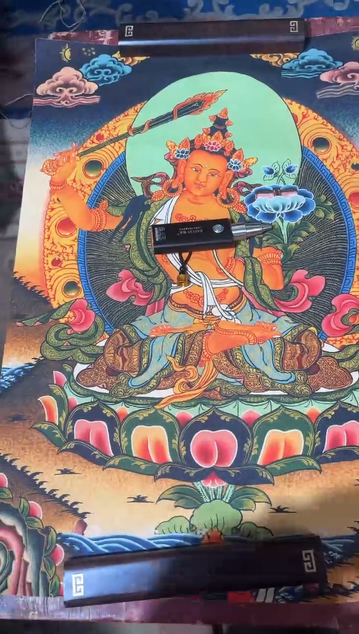卷轴画龙妹的唐卡tk16