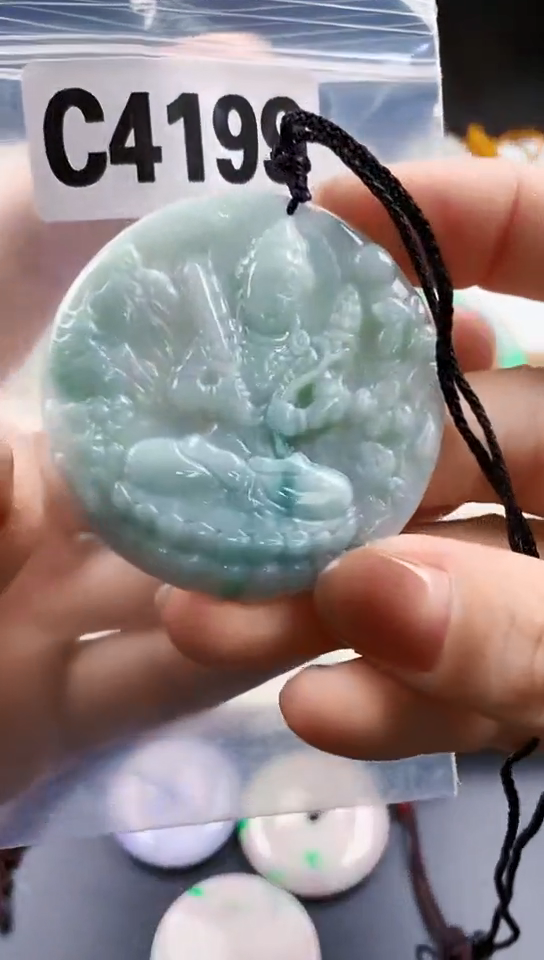 颈饰未镶嵌翡翠天然翡翠吊坠挂件
