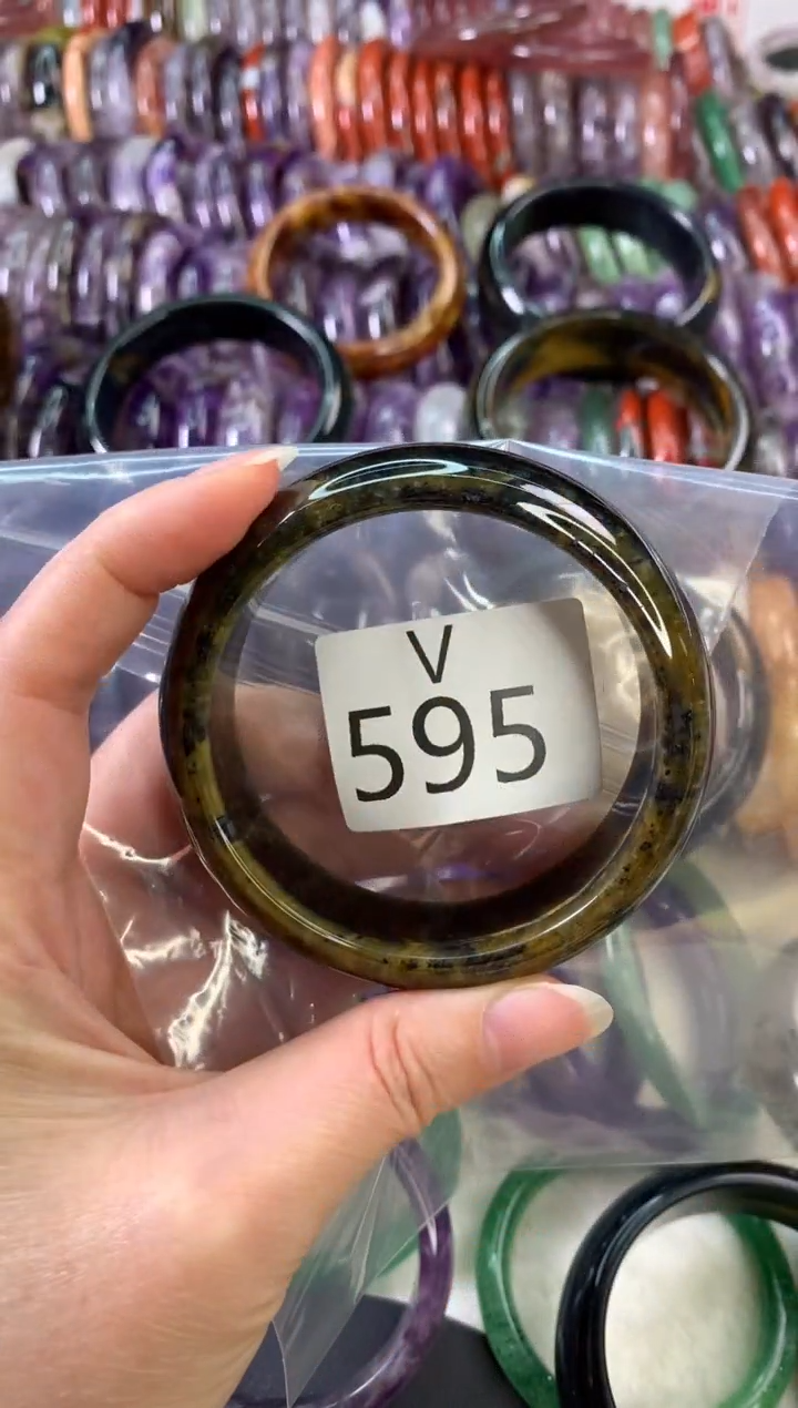 【闪购商品】水晶水晶手镯V未镶嵌595-58