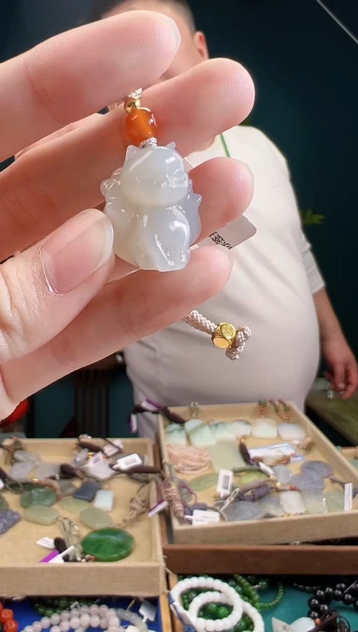 颈饰未镶嵌和田玉多样性发货 拍一单发一个