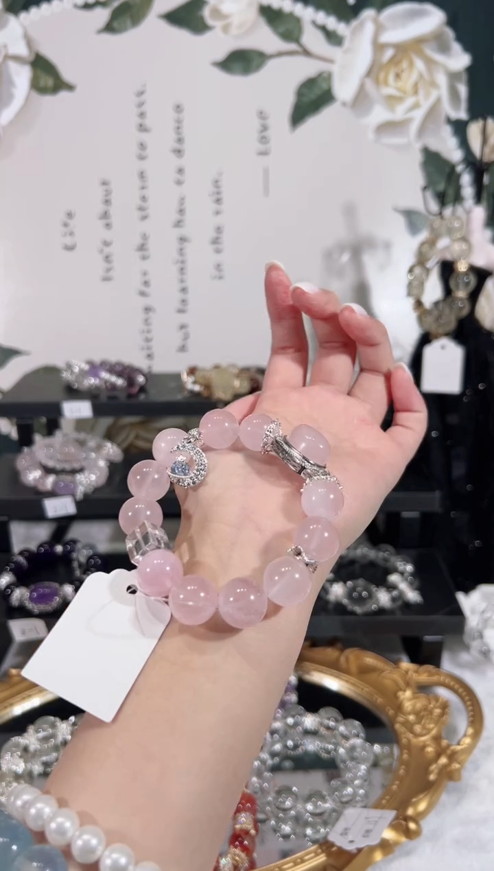 【闪购商品】水晶手链未镶嵌天然水晶默认微瑕 多样性发货发其一