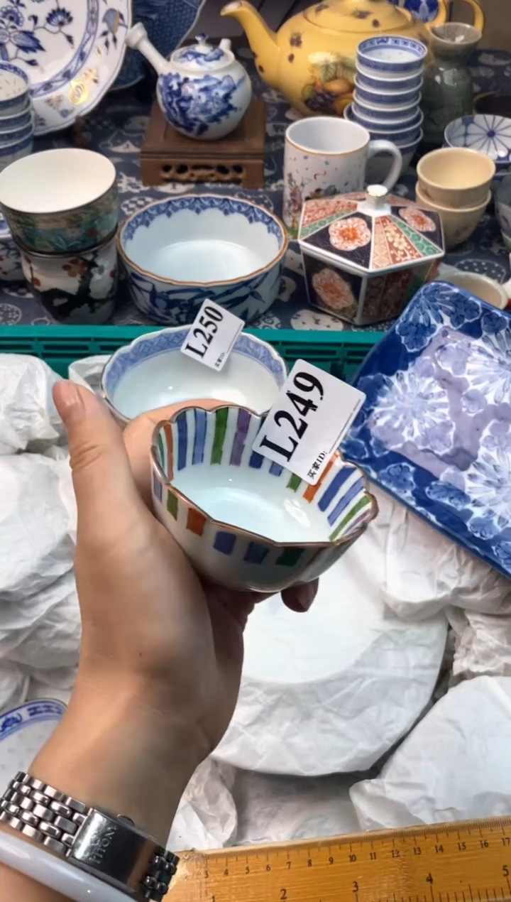 瓷片戴****猫111111111111