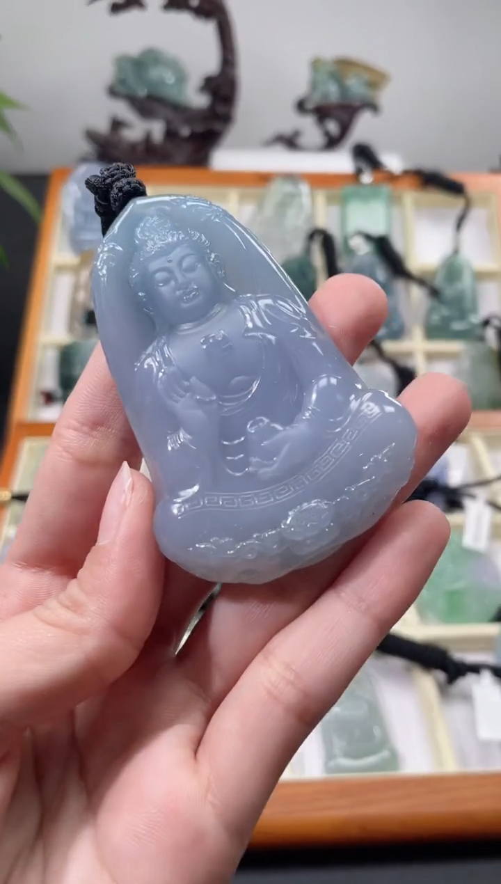 【闪购商品】翡翠颈饰未镶嵌阿迷