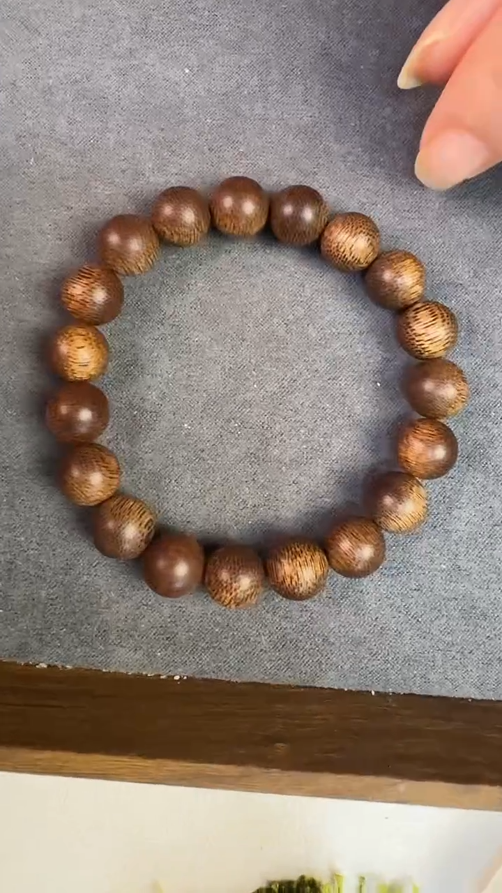 沉香手串越南白奇楠1.0单圈手串