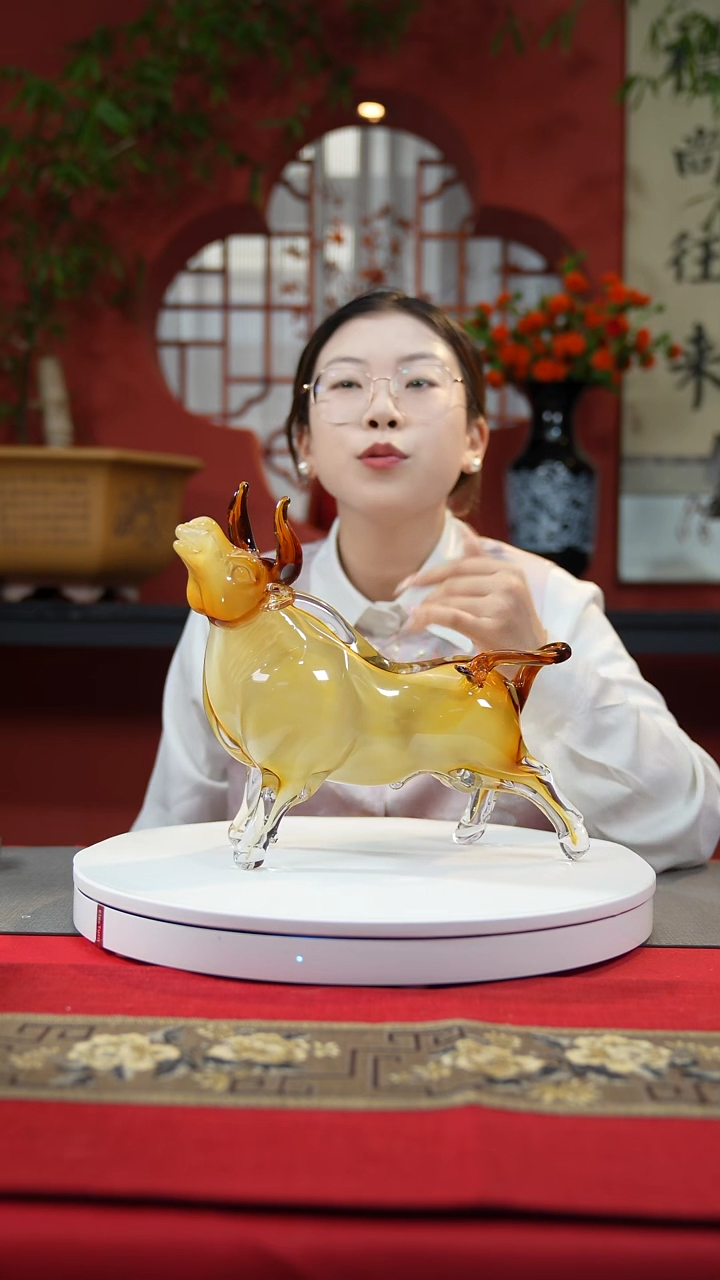 【闪购商品】琉璃手工艺品黄玉抬头牛