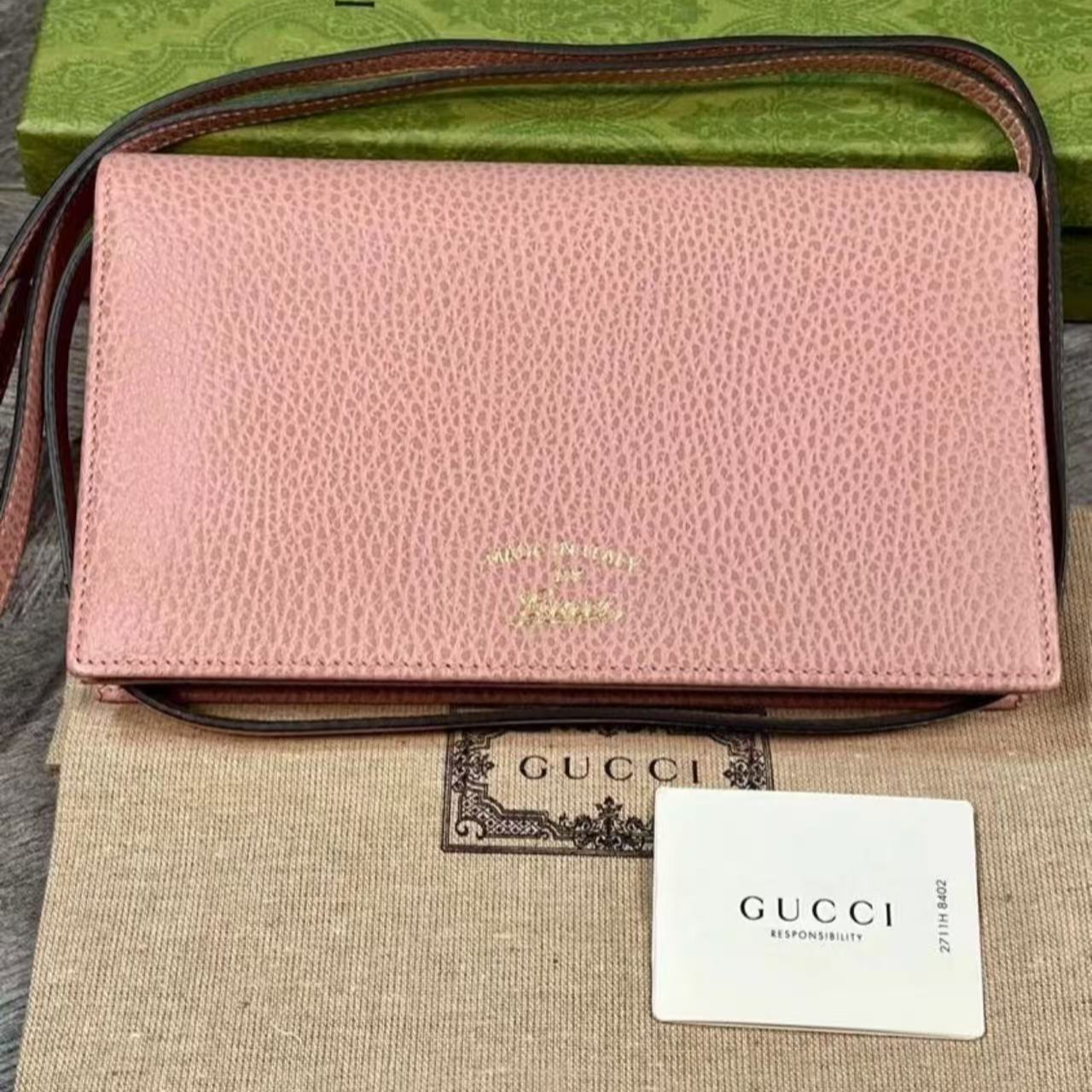 95新 GUCCI/古驰 Gucci粉色全皮woc斜跨包
