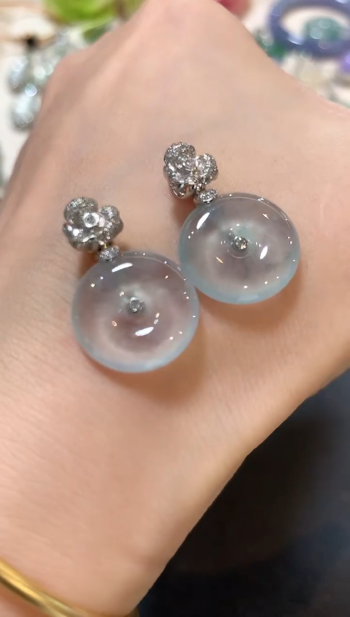 吊坠(不含链)18K金镶嵌翡翠z21  多样性一件发货