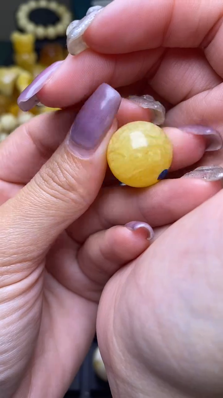 【闪购商品】琥珀裸石未镶嵌葵.104