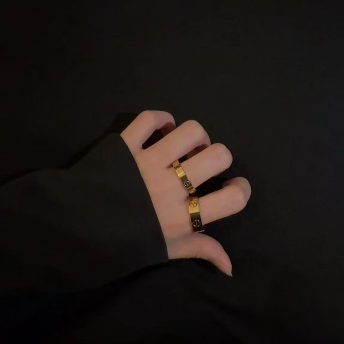 合金陶瓷戒指 QRSHOUSHI  六钉光面戒指经典时尚