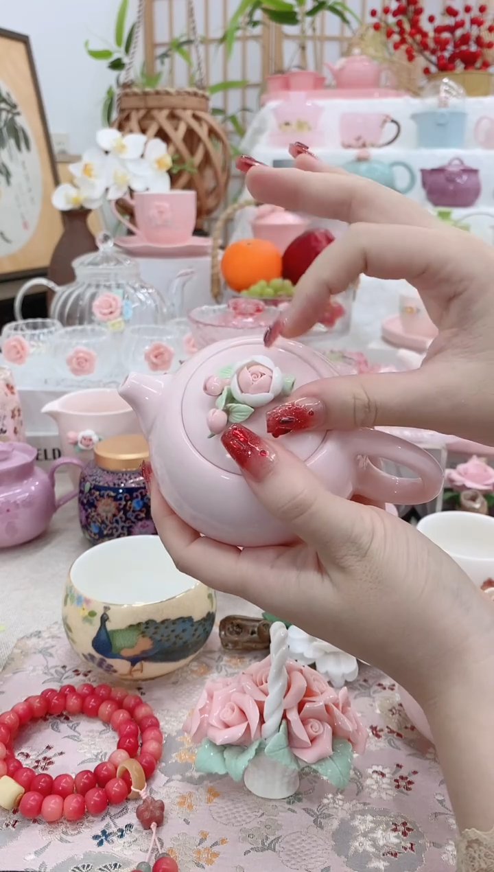 瓷片清仓放漏20251226001粉瓷西施壶