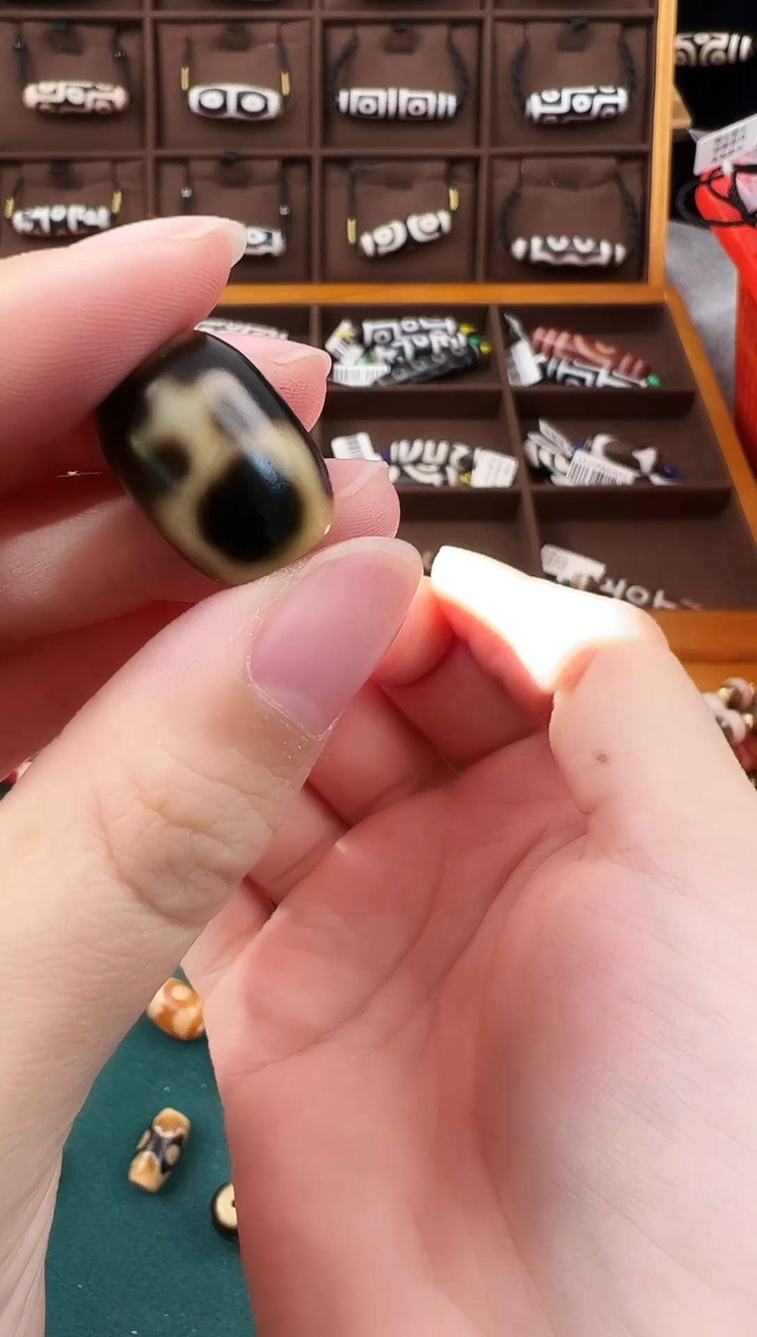 玛瑙/玉髓（覆膜）颈饰未镶嵌50（微瑕随机发货）