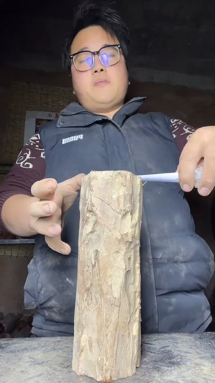 阴沉木木头款达**木紫油木原木