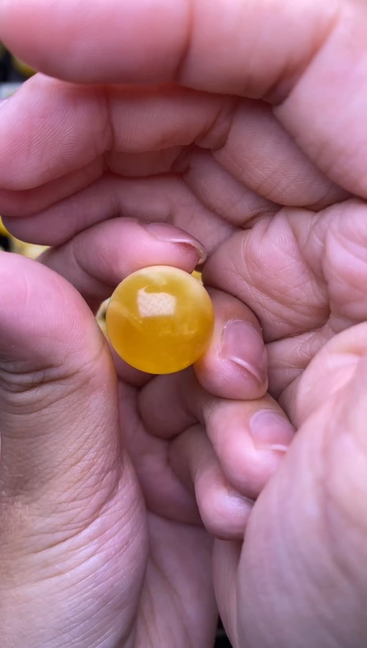 裸石琥珀未镶嵌大小姐珠宝5