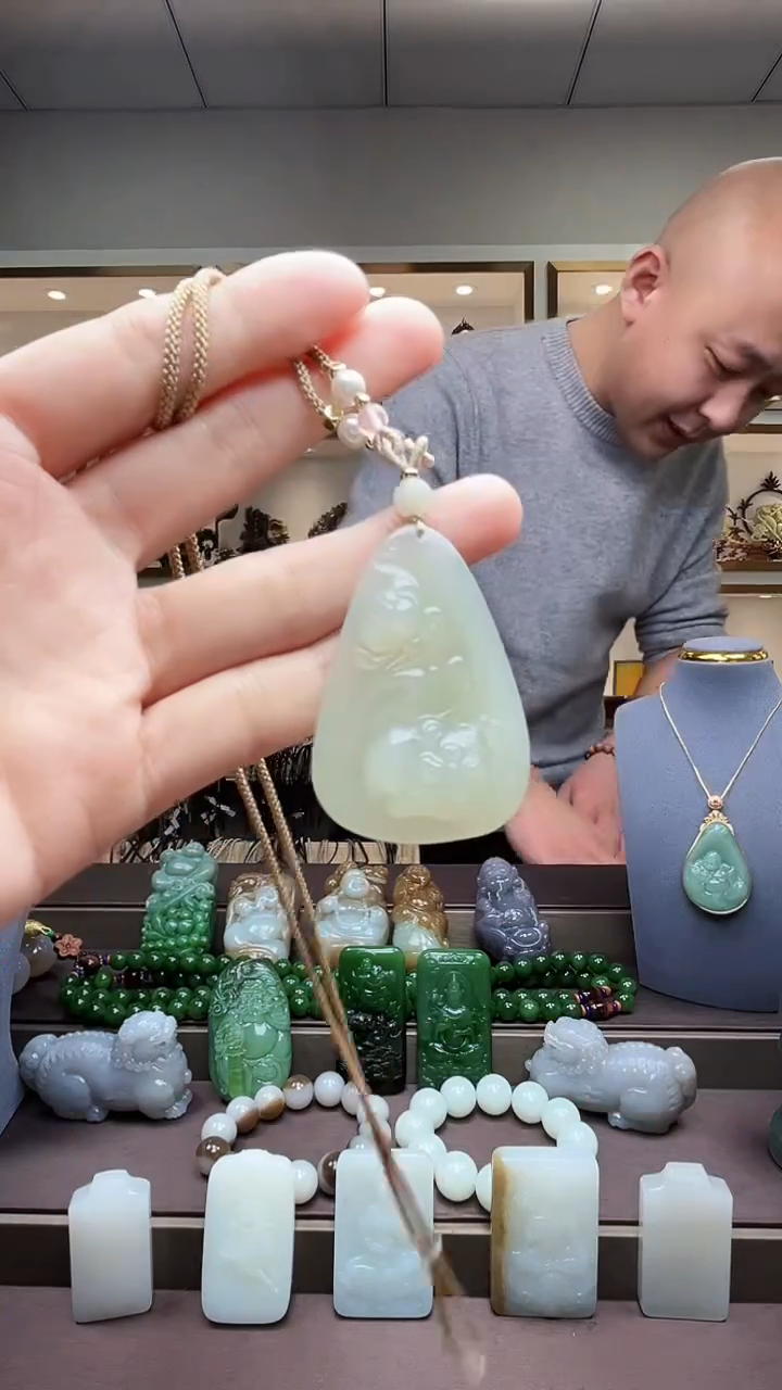 【闪购商品】和田玉颈饰未镶嵌苏