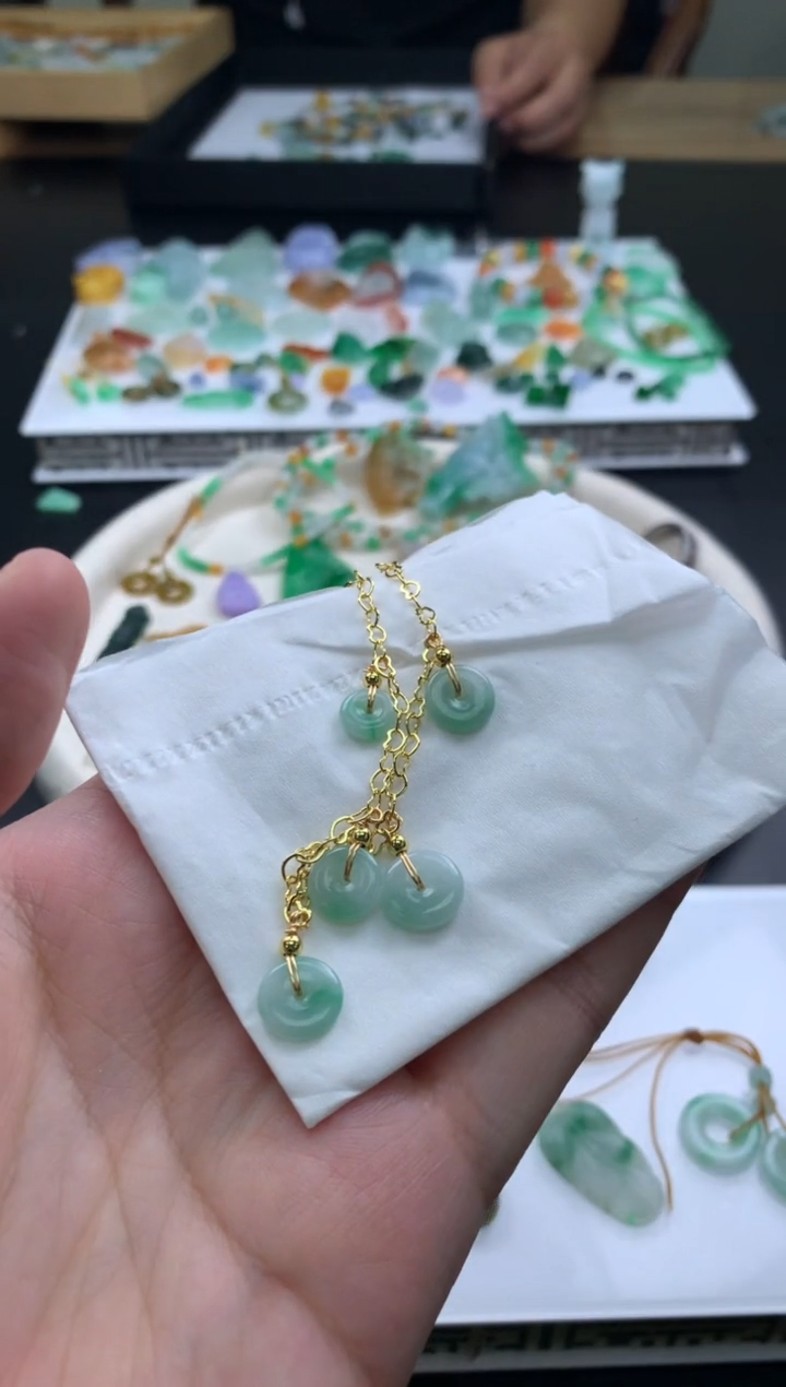 【闪购商品】翡翠手链未镶嵌翡翠