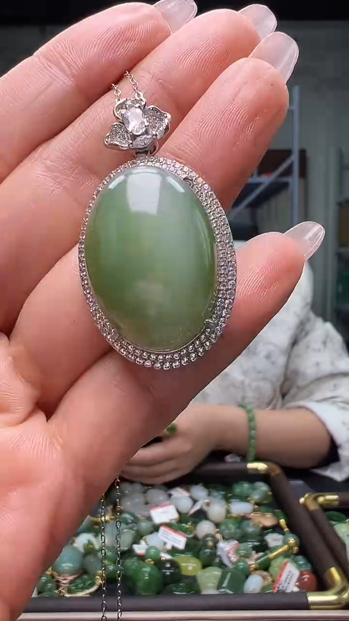 颈饰未镶嵌和田玉(多样性发货.发其一)12.09.90