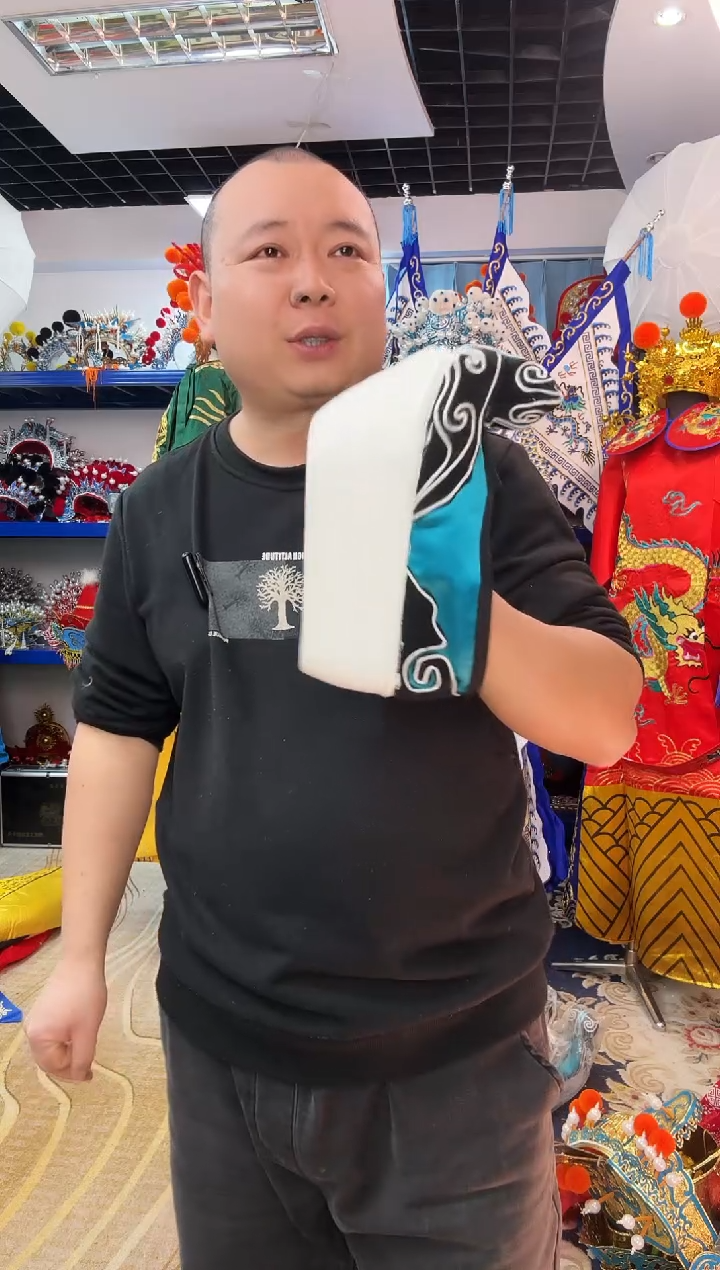 胖*蟀戏曲云头靴3寸36 38 40各一双 2.5寸40一双