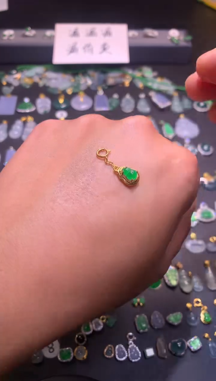 【闪购商品】翡翠吊坠(不含链)银S925镶嵌1