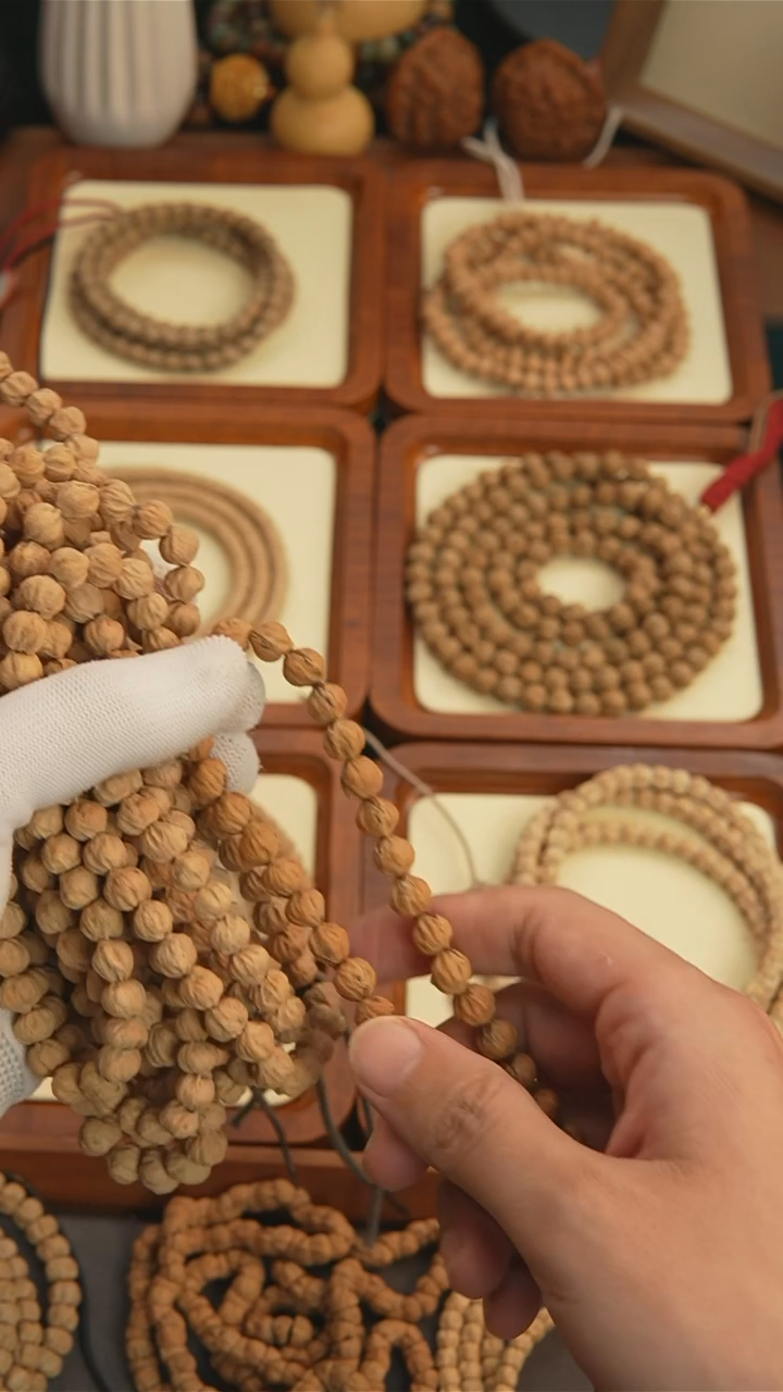 【闪购商品】柏香籽/百香籽吊坠手持