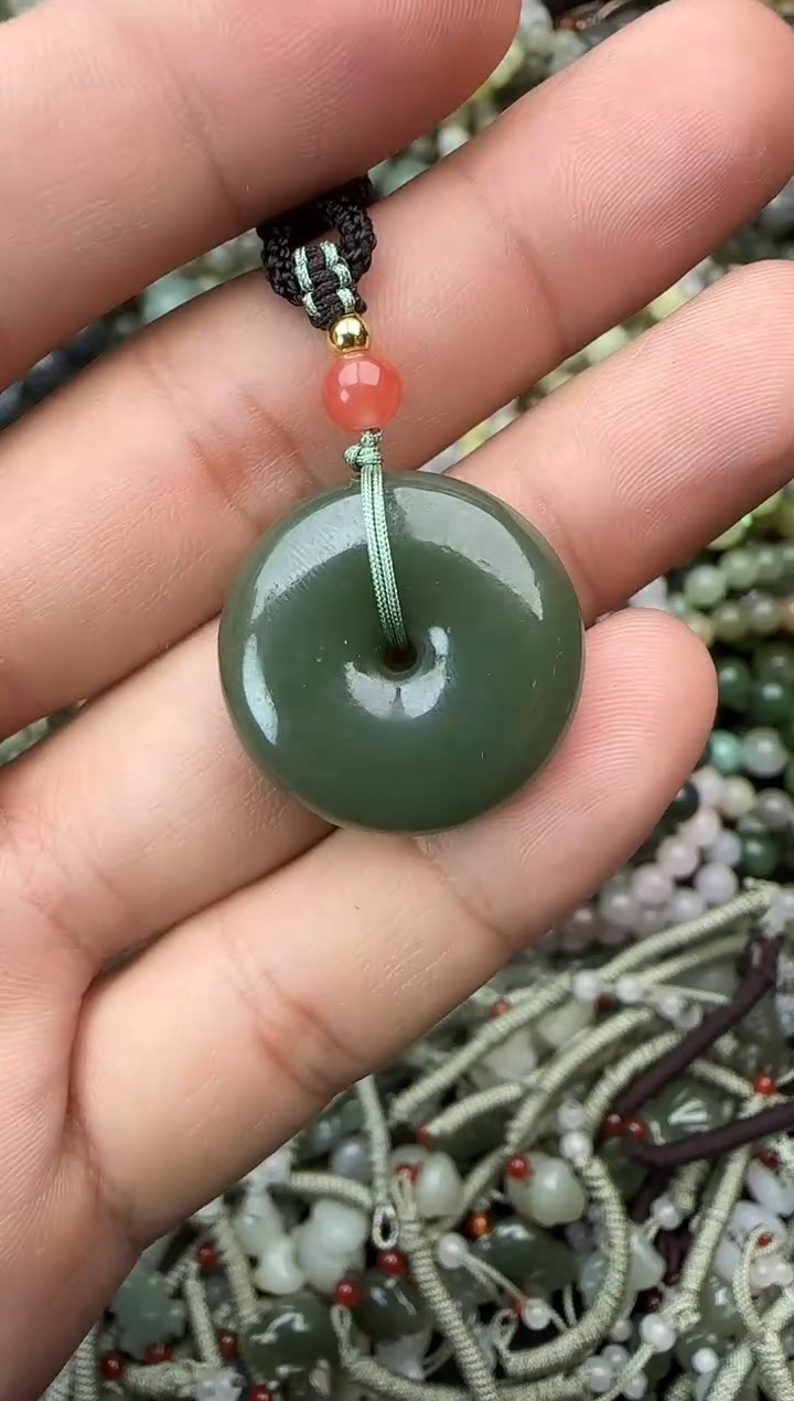 颈饰未镶嵌和田玉拍一发一