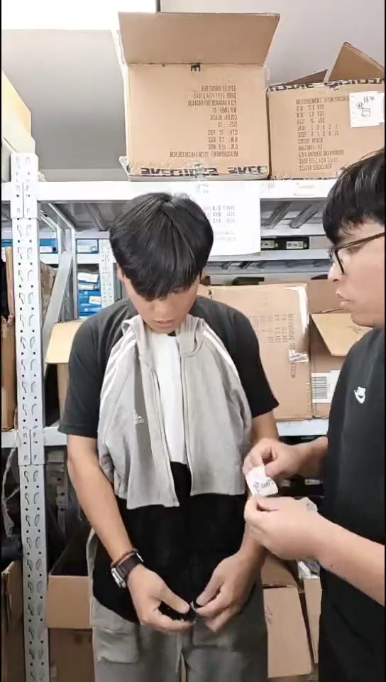 断码孤品清仓   编号93  尺码M 160CM