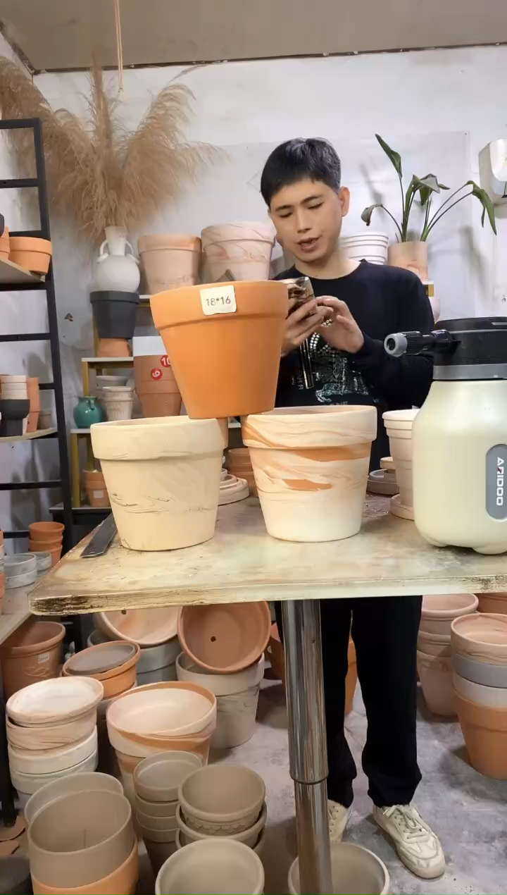 18*16陶盆3色组合 3盆无托