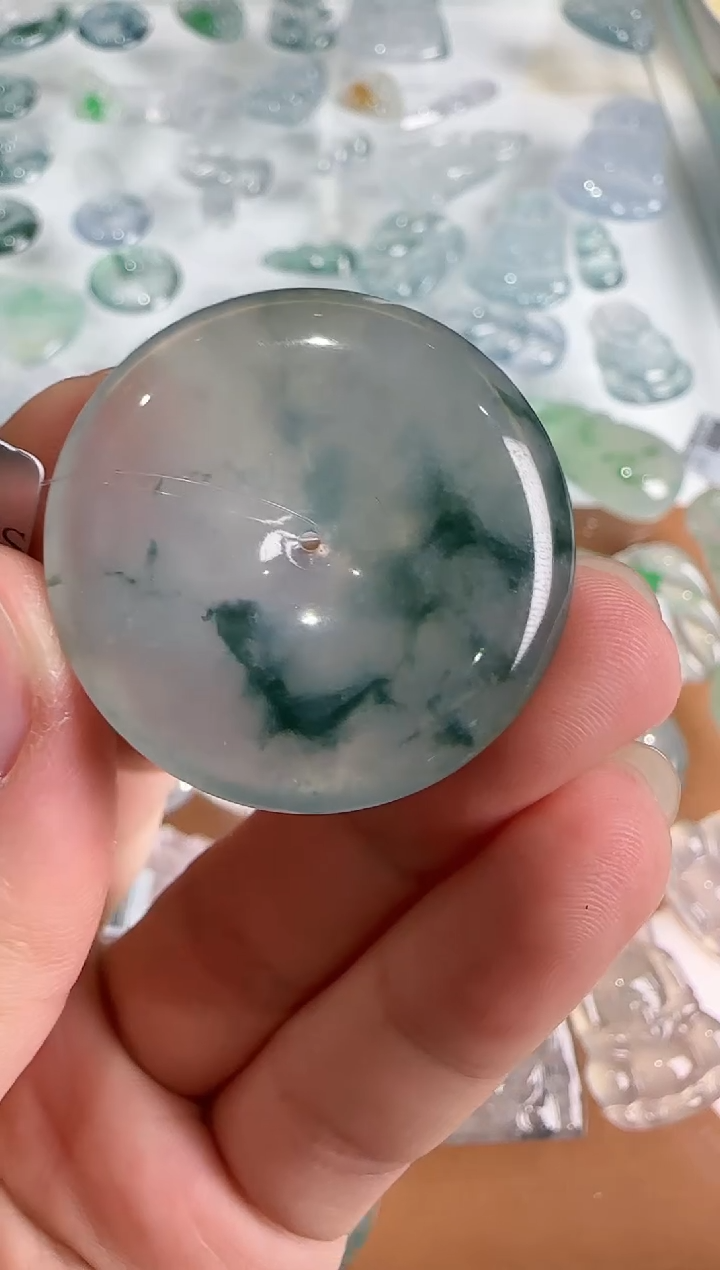 【闪购商品】翡翠吊坠(不含链)未镶嵌··