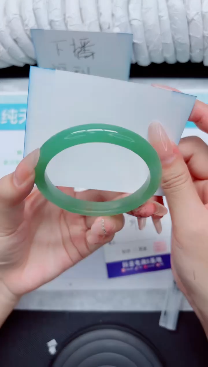 石英质玉手镯未镶嵌310-59