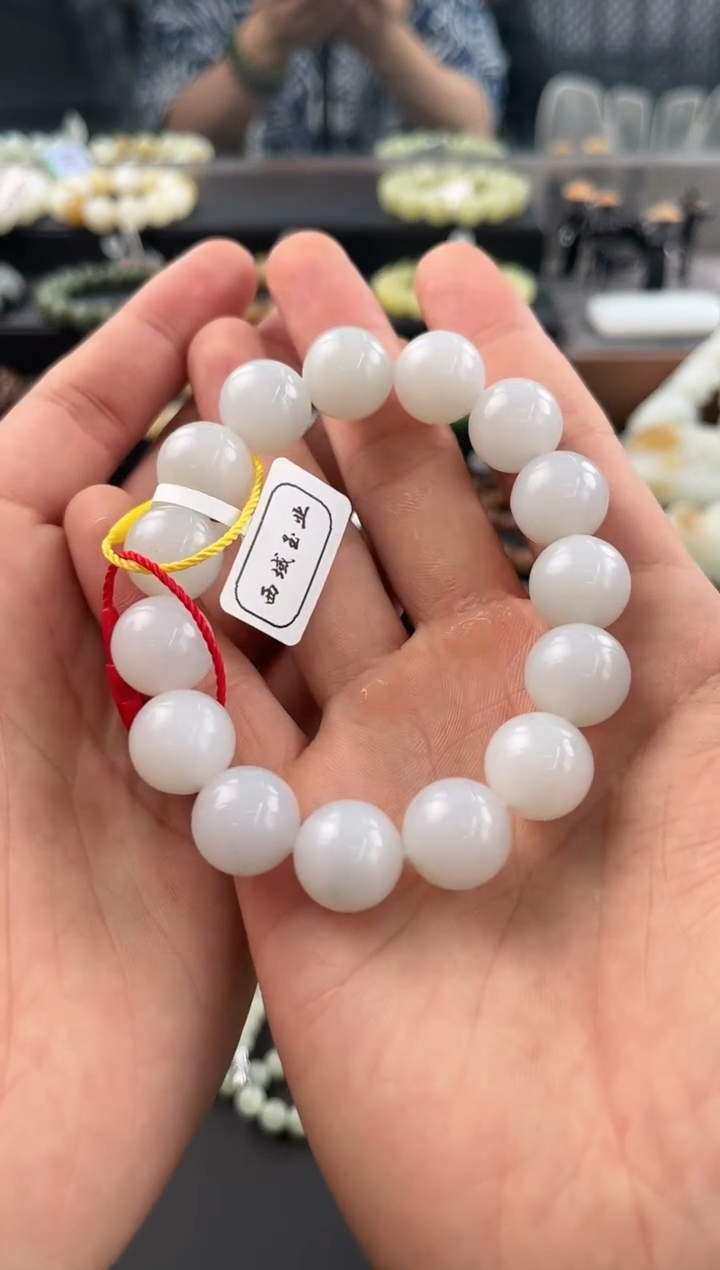 手串未镶嵌和田玉和田黑山白玉手串卡14微色差