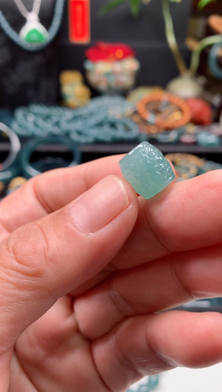 【闪购商品】翡翠颈饰未镶嵌0330329463