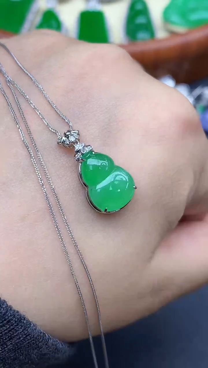颈饰18K金镶嵌翡翠499-中国好珍宝