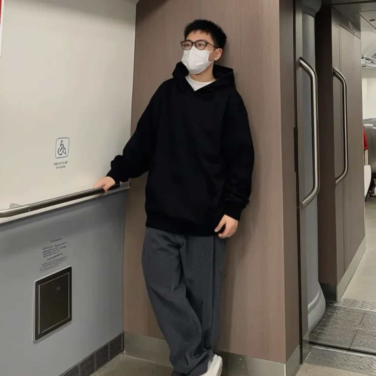 【2025新款刺绣PLD连帽卫衣】轻奢款断码折扣Q