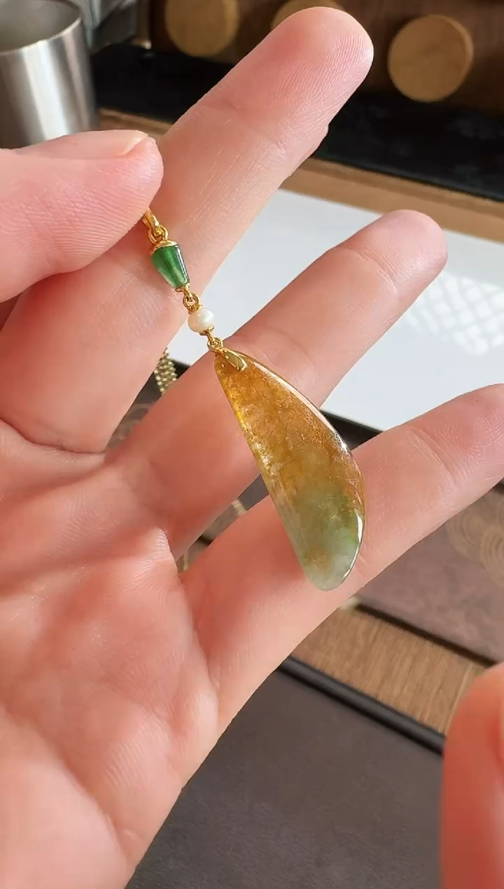 吊坠(不含链)18K金镶嵌翡翠吊坠