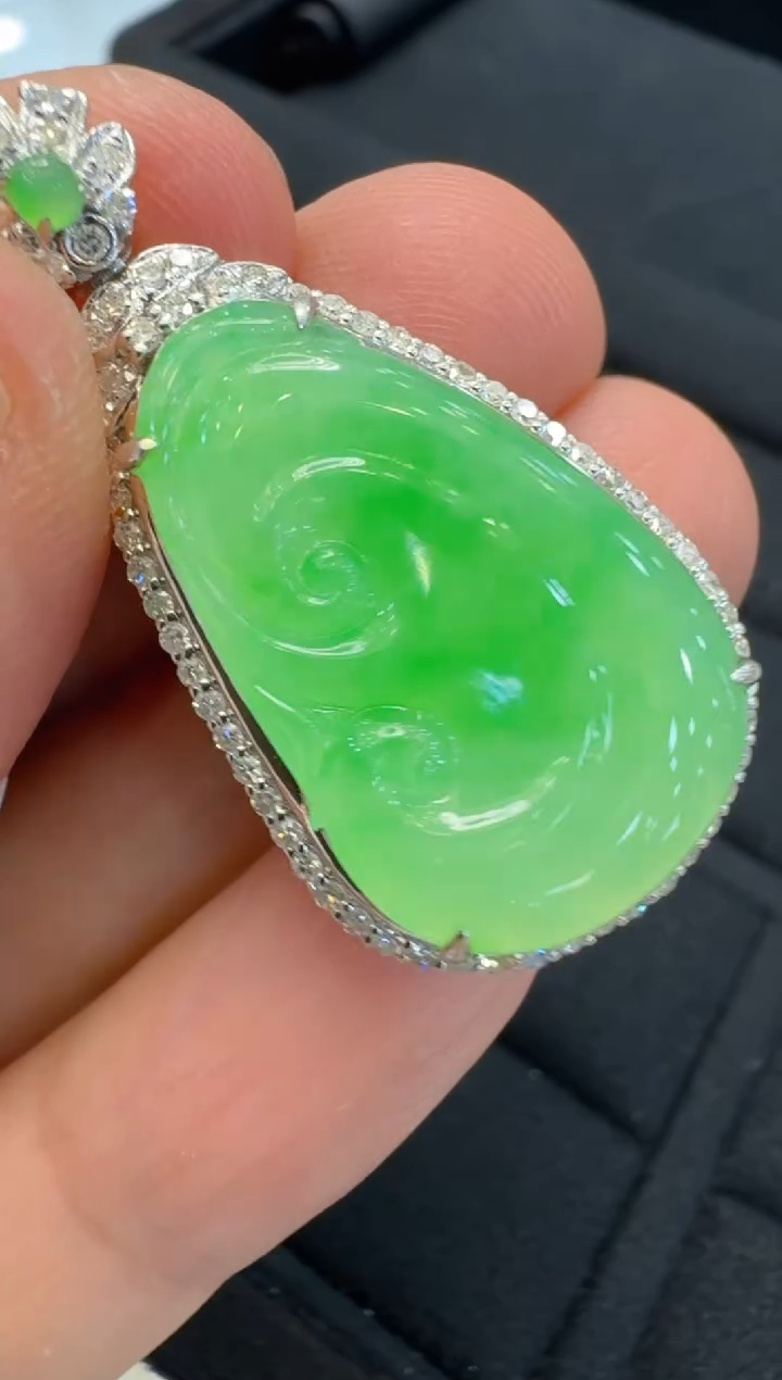 【闪购商品】翡翠吊坠(不含链)18K金镶嵌多样性团购发一件