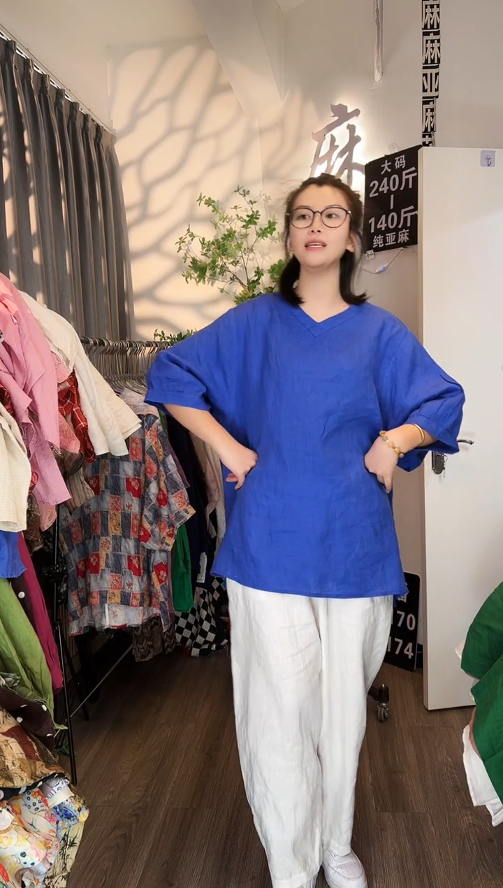 亚麻大码女装系列。