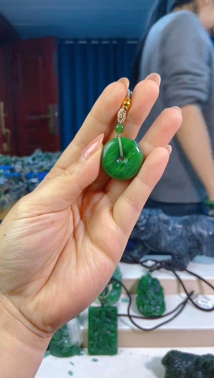 和田玉未镶嵌挂件1