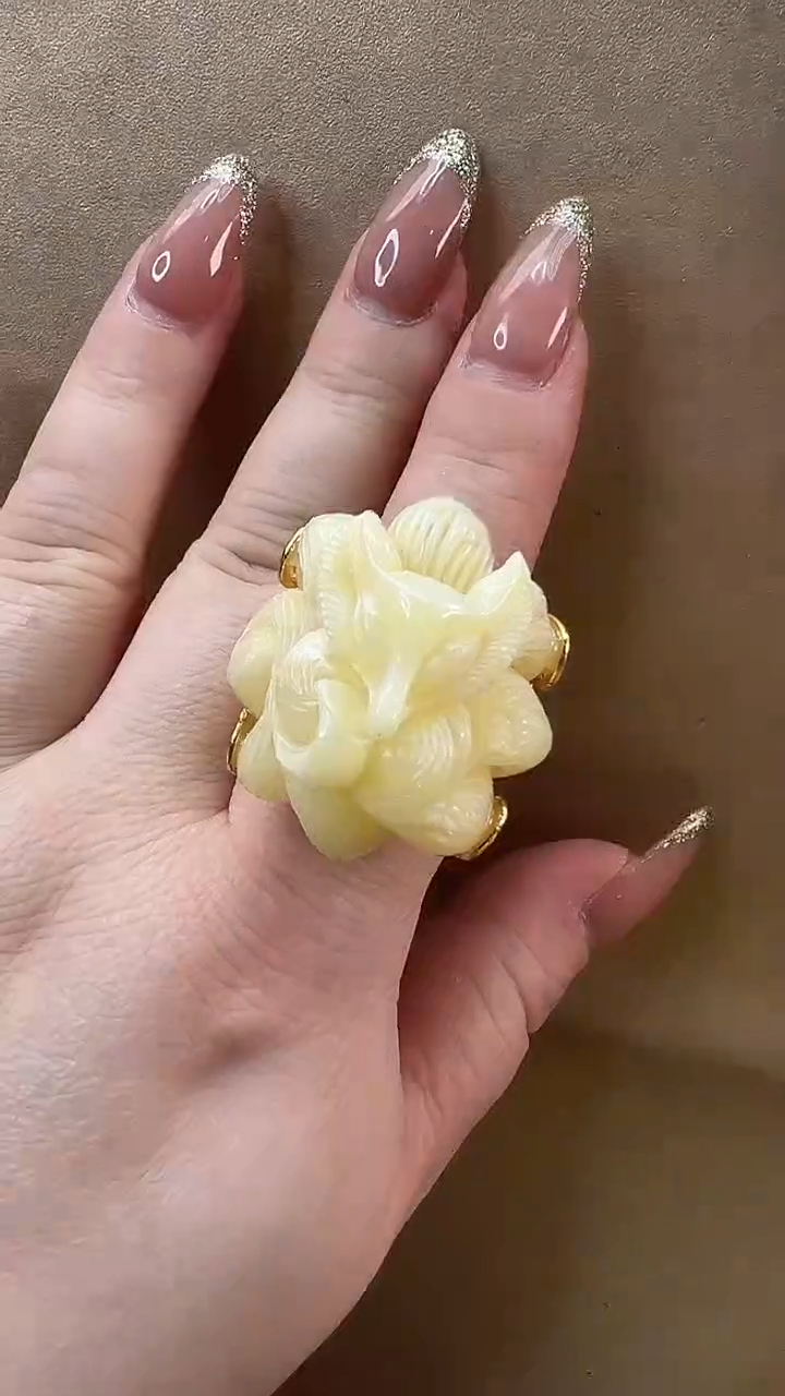 未镶嵌琥珀戒指戒指